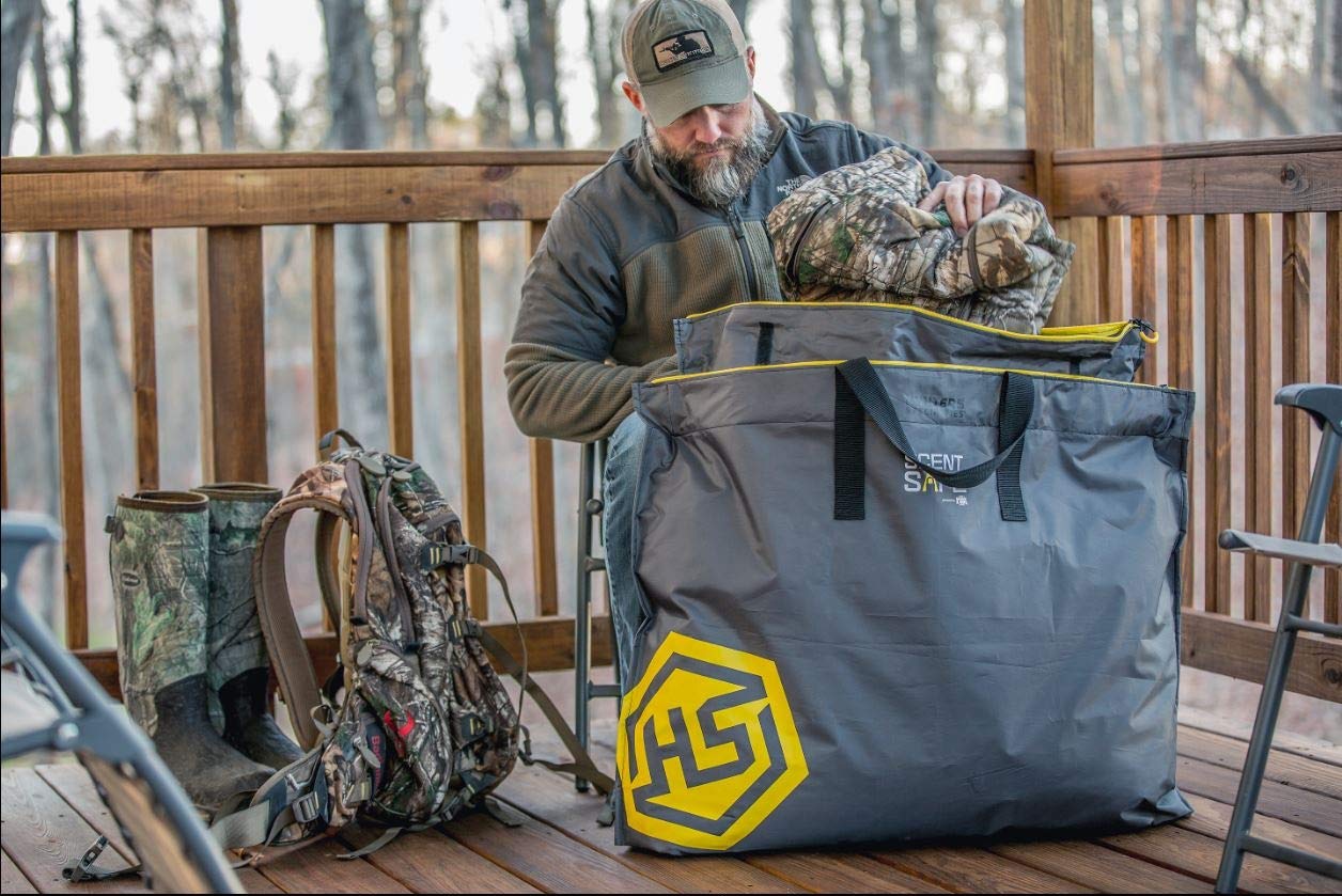 Hunters Specialties Scent-A-Way Scent-Safe Deluxe Travel Scent Bag | Scent Lock Bags for Hunting Clothing, Scent Proof Bag, Scent Free Bag for Hunting Accessories & Hunting Equipment