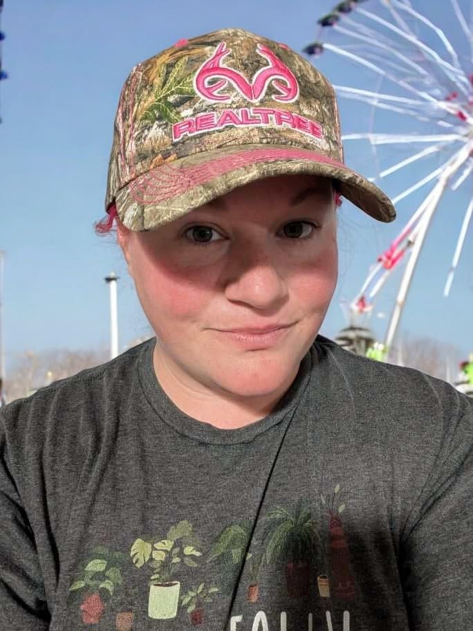 Realtree 3D Pink Antler Logo Hunting Camo Cap Hat Visor, RT Edge, Ladies Fit, Mid Profile Structured, Wicking Sweatband, Vel-cro Back