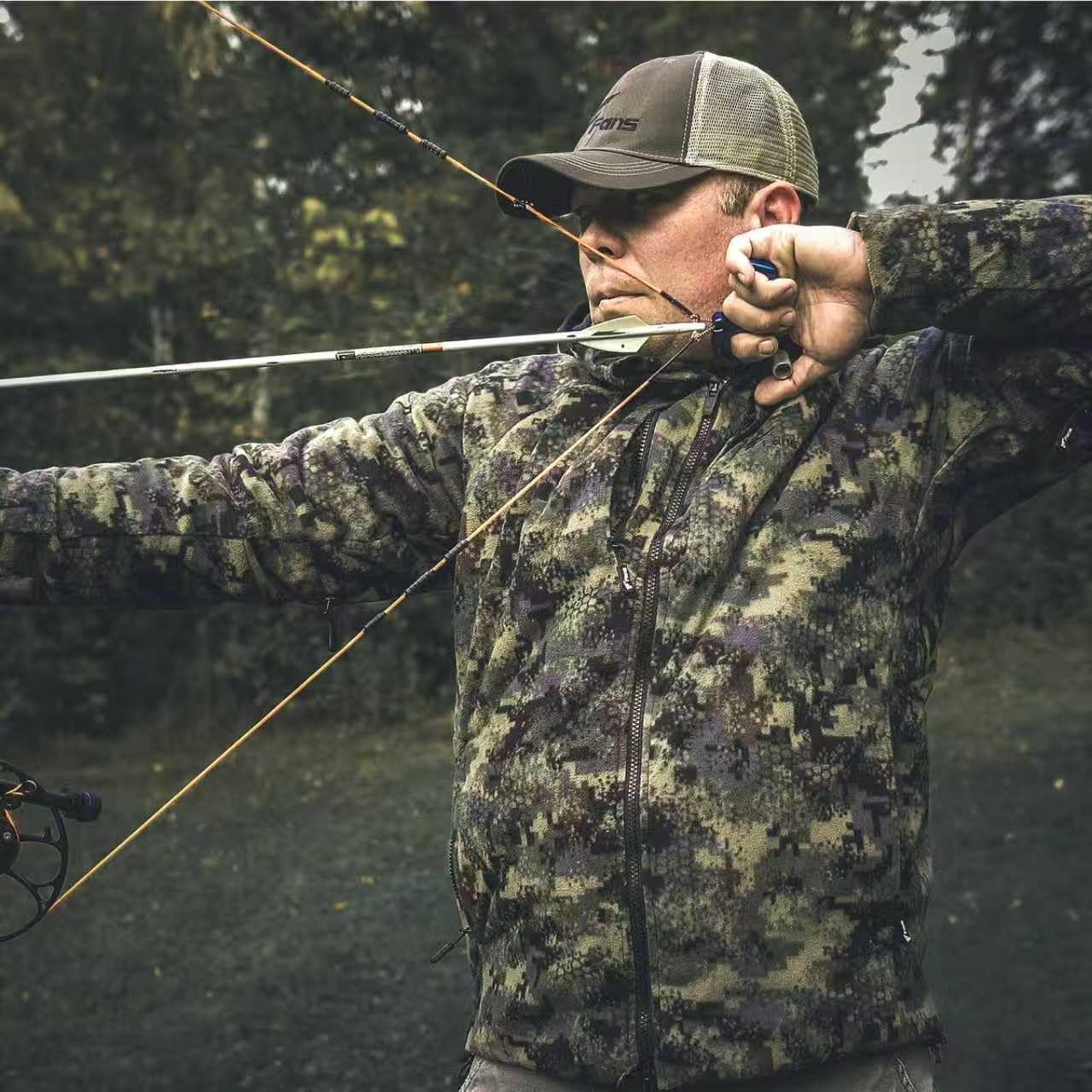 8 Fans Men’s Hunting Camo Jacket – Waterproof Lightweight 100% Polyester Fleece Hunting Gear with Breathable Design, Detachable Hood & Multi-Pockets for Outdoor, Hiking & Everyday Wear