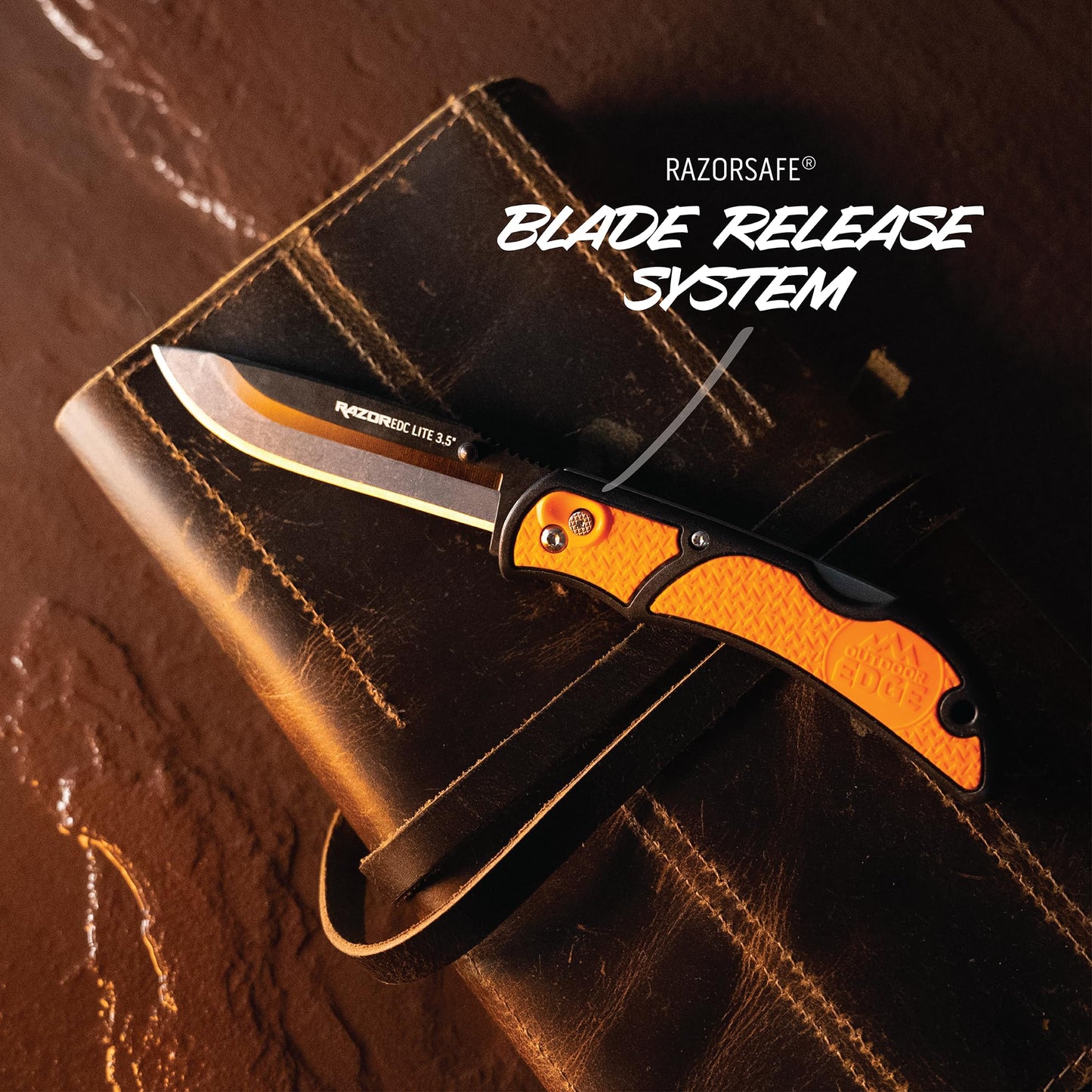OUTDOOR EDGE 3.5" RazorLite EDC Knife. Pocket Knife with Replaceable Blades and Clip. The Perfect Hunting Blade for Skinning Deer. Blaze Orange with 6 Blades
