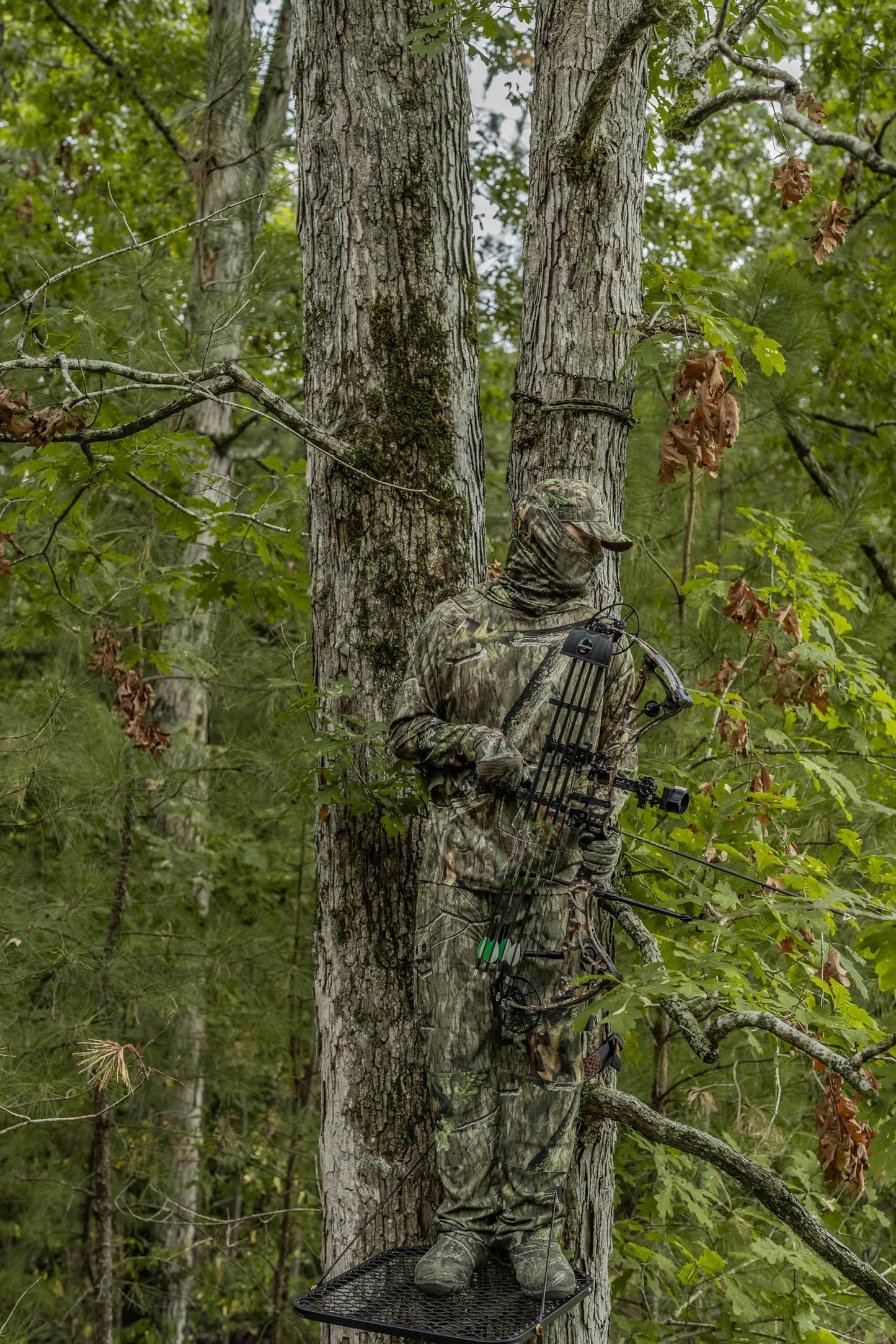 Mossy Oak Mens Camo Hunting Hoodie Performance Fleece